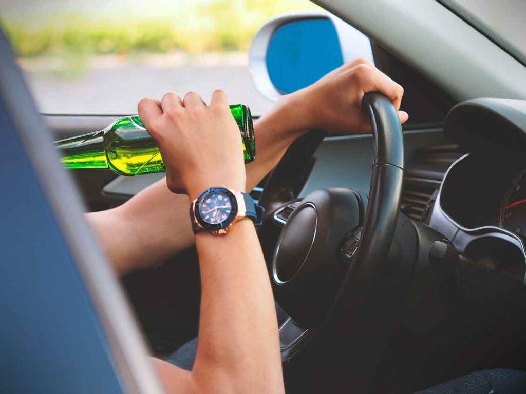 primeiro seguro automóvel motorista sob influência do alcool